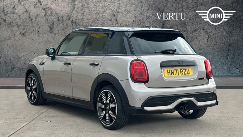 MINI Hatchback 2.0 Cooper S Exclusive 5dr Petrol Hatchback